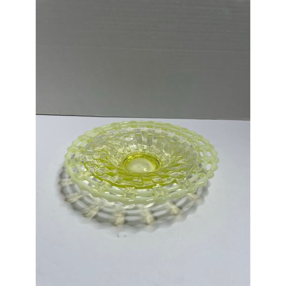 Fenton Basketweave Canary Yellow Opalescent Glass Bowl 7in Two Row Pierced Edge - Picture 2 of 10